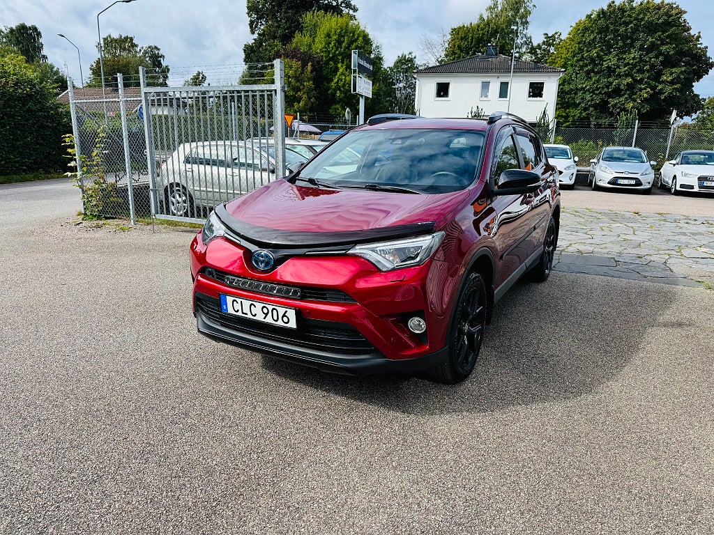 Toyota RAV4 2018 - miniatyr 2