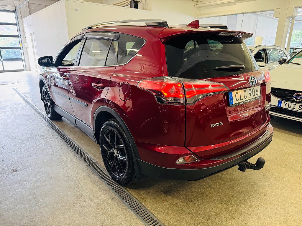 Toyota RAV4 2018 - miniatyr 17
