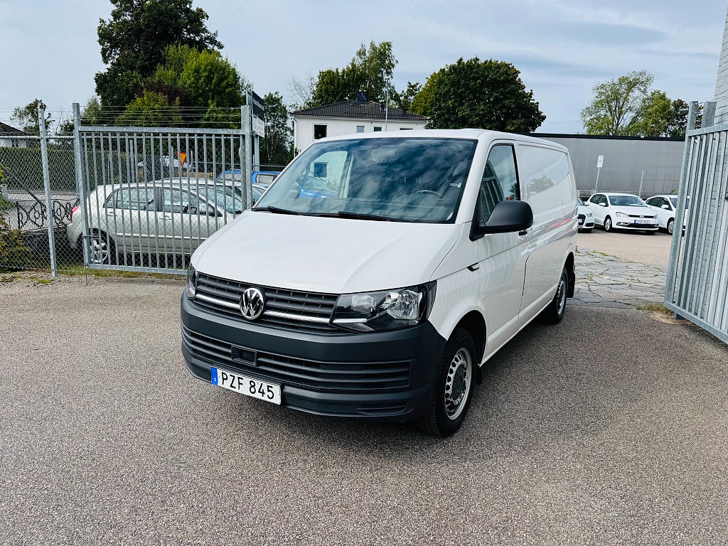Volkswagen Transporter 2018 - miniatyr 2