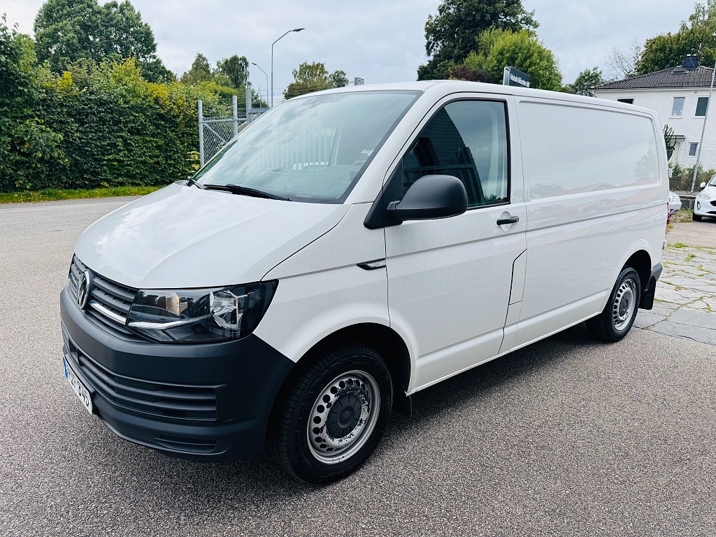 Volkswagen Transporter 2018 - miniatyr 5