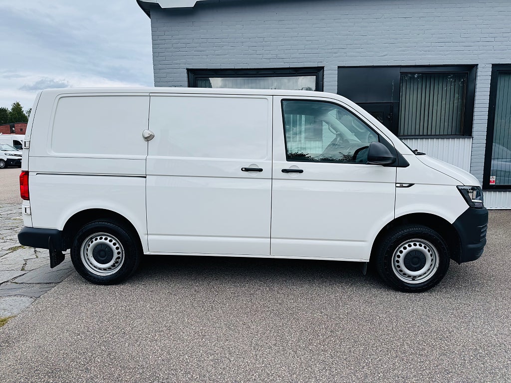 Volkswagen Transporter 2018 - miniatyr 6