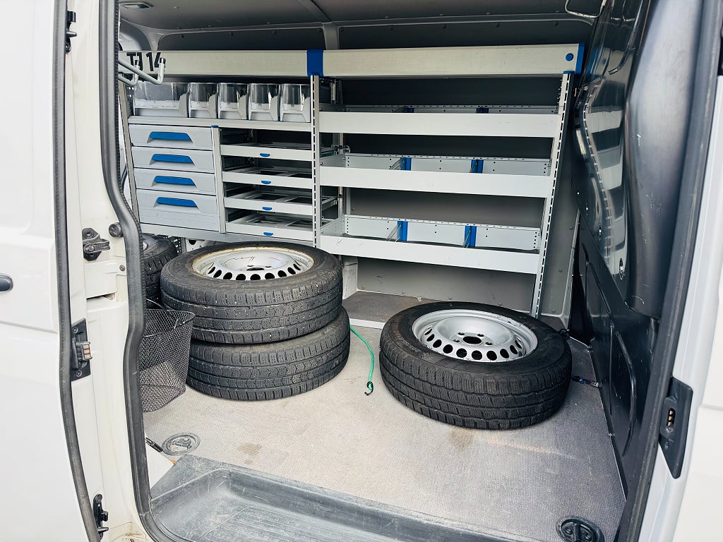 Volkswagen Transporter 2018 - miniatyr 8