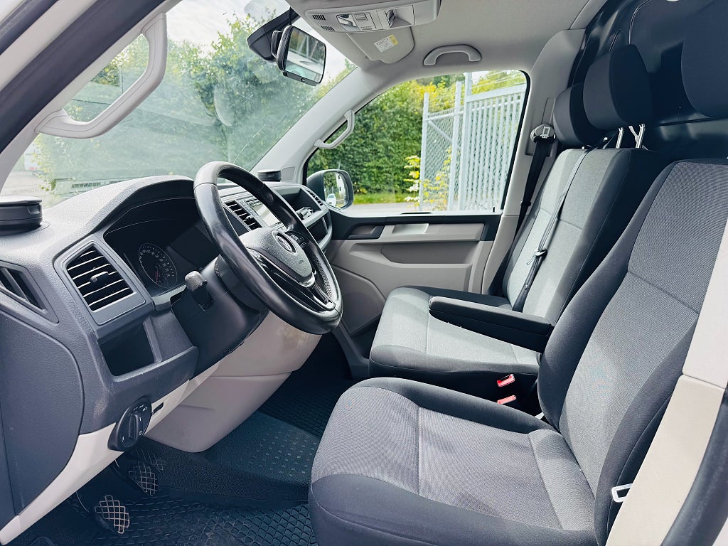 Volkswagen Transporter 2018 - miniatyr 10