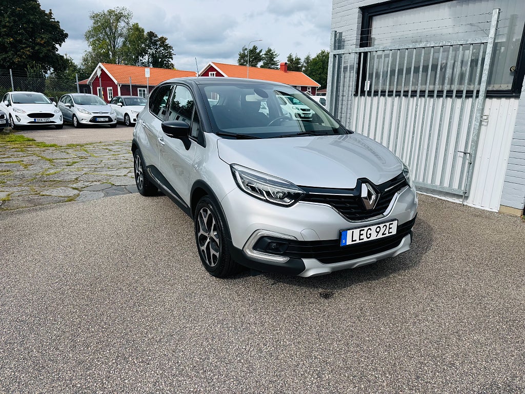 Renault Captur 2019 - bild 1 av 23