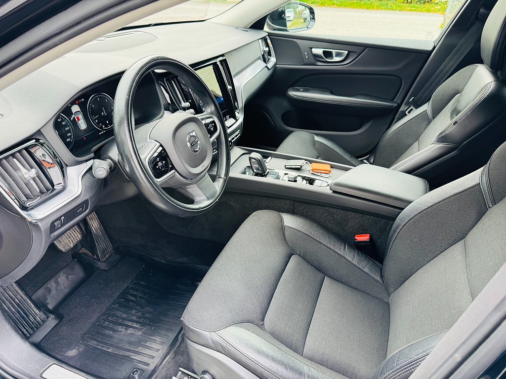 Volvo V60 2021 - miniatyr 8