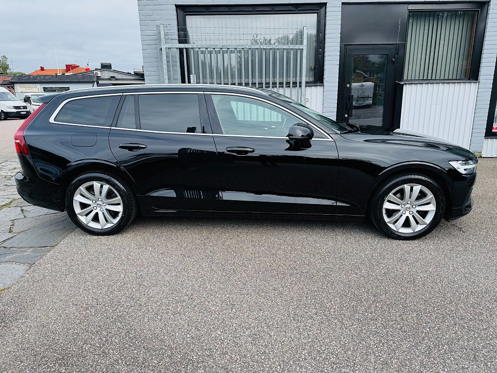 Volvo V60 2021 - miniatyr 10