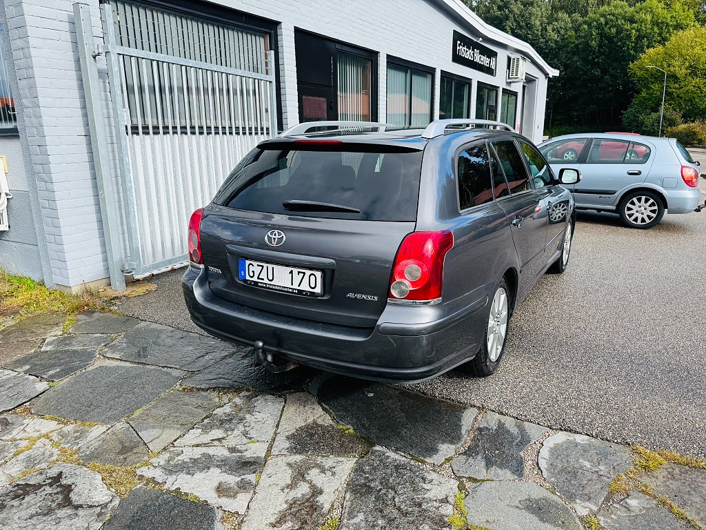 Toyota Avensis 2008 - miniatyr 3