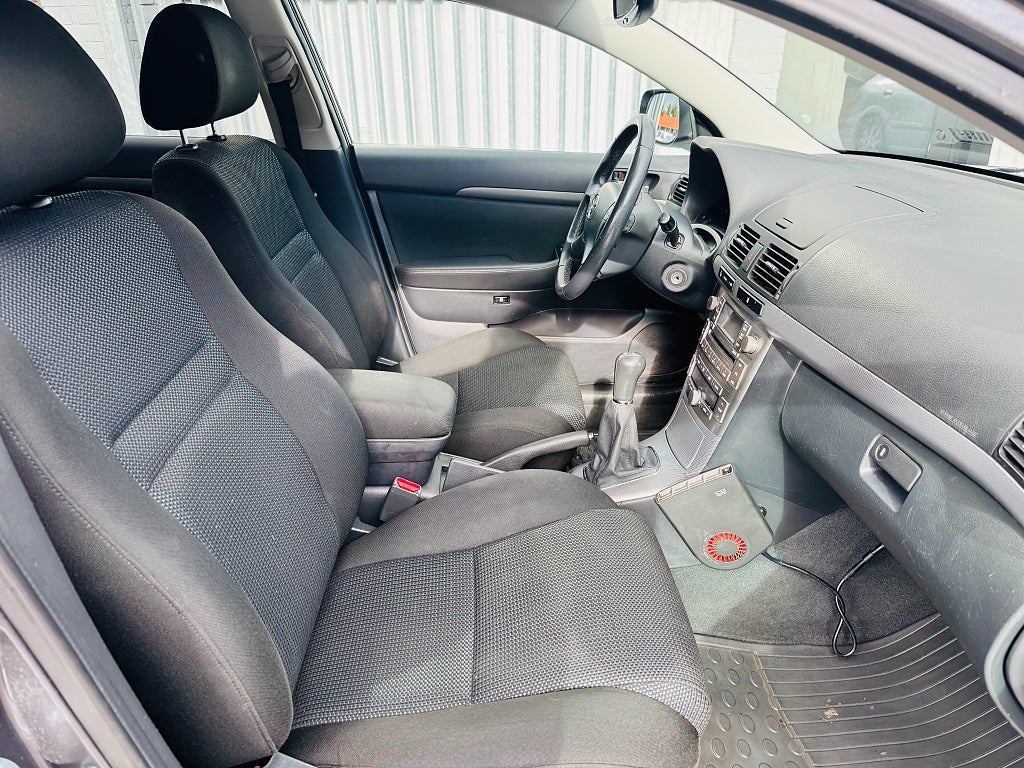 Toyota Avensis 2008 - miniatyr 5