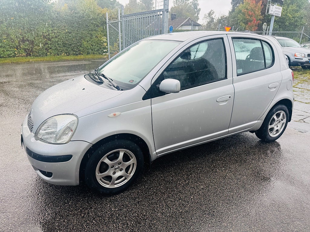 Toyota Yaris 2003 - miniatyr 9