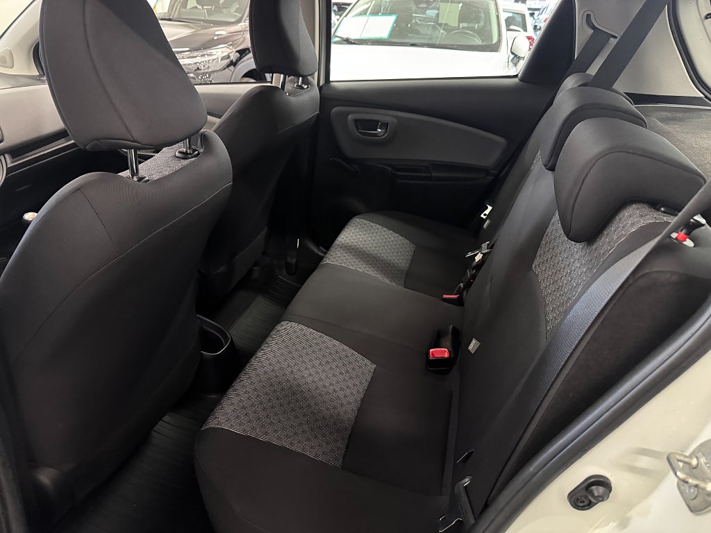 Toyota Yaris 2015 - miniatyr 19