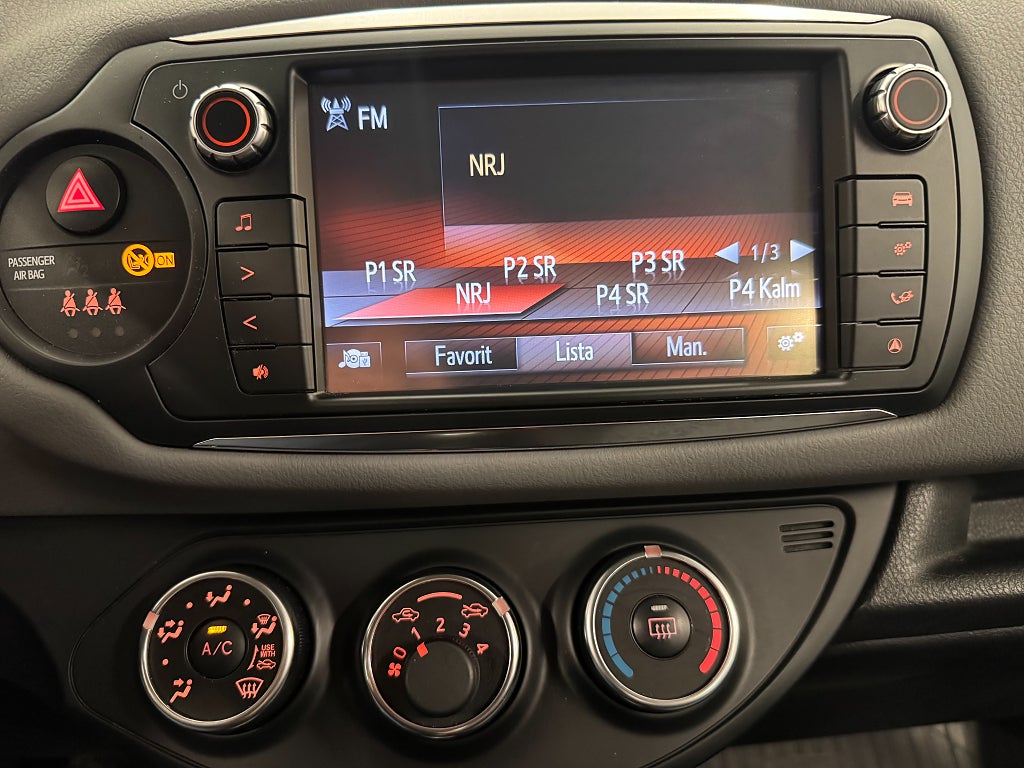 Toyota Yaris 2015 - miniatyr 22