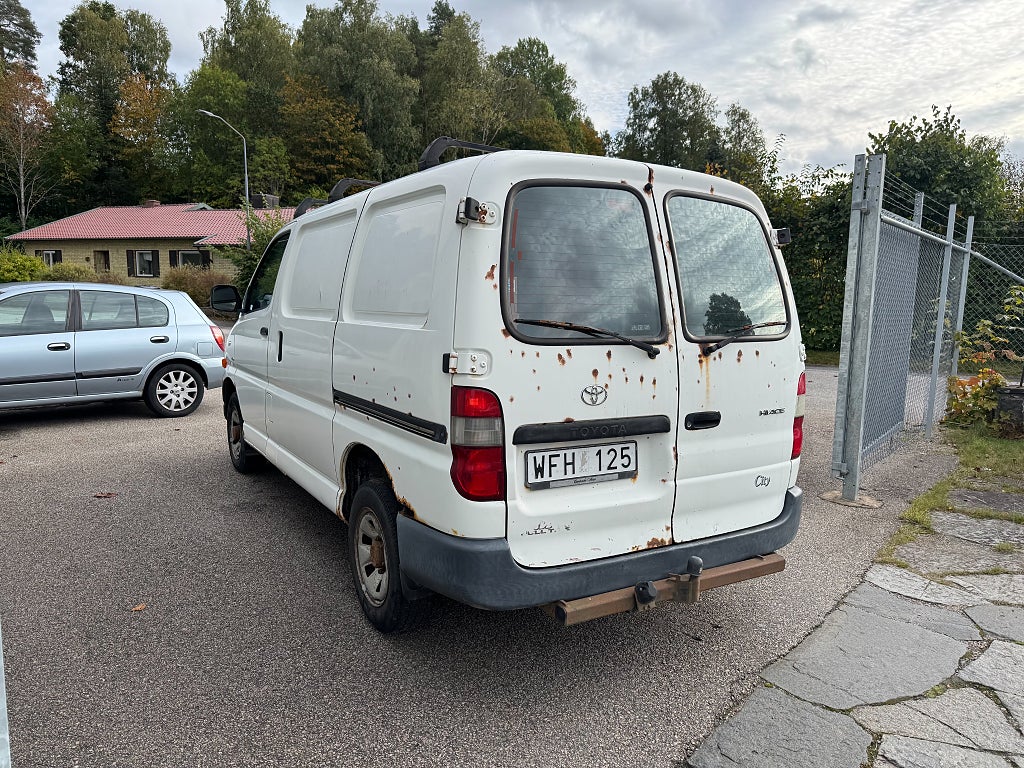 Toyota hiace 2005 - miniatyr 4