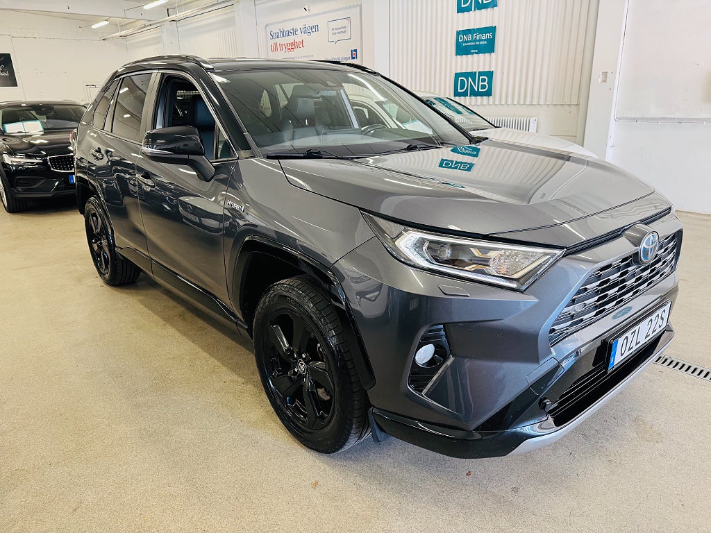 Toyota RAV4 2021 - miniatyr 13