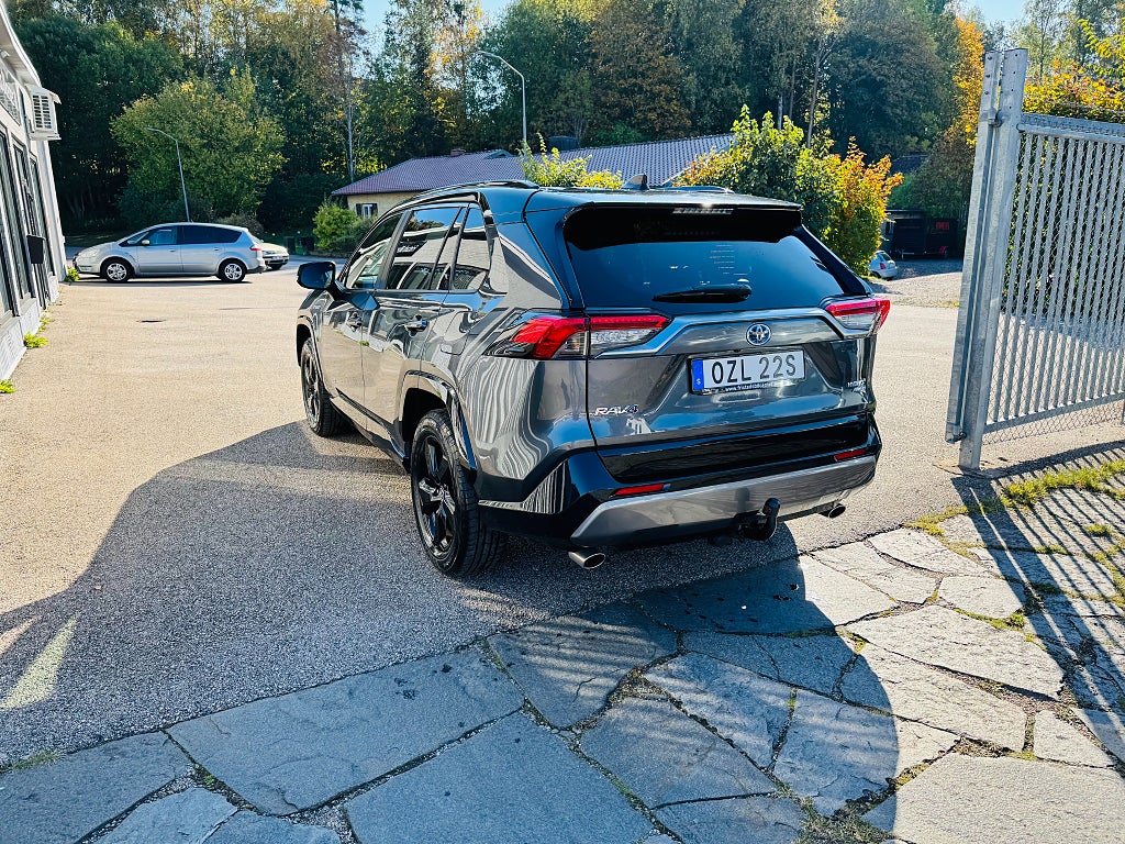 Toyota RAV4 2021 - miniatyr 4
