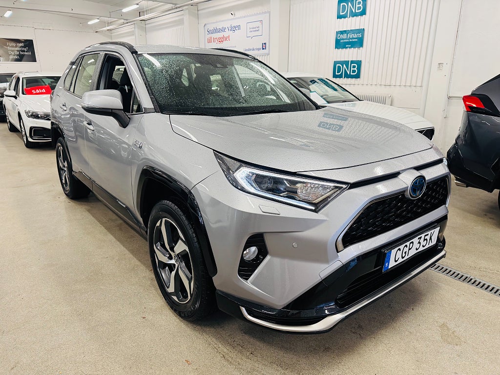 Toyota RAV4 2021 - miniatyr 13