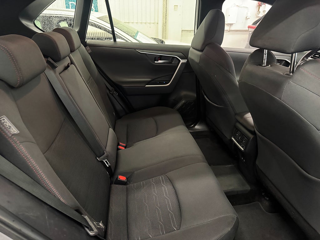 Toyota RAV4 2021 - miniatyr 18