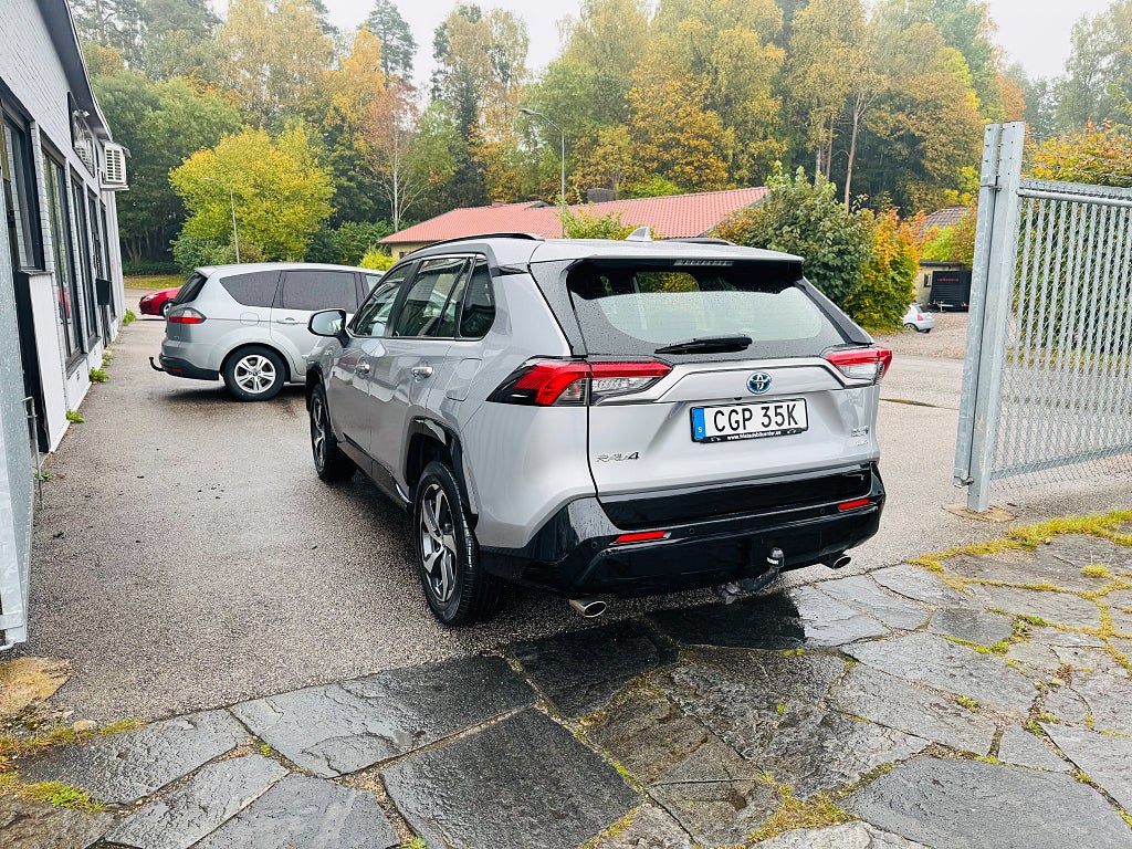 Toyota RAV4 2021 - miniatyr 4