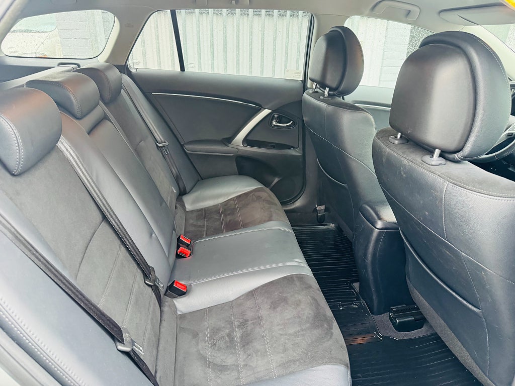 Toyota Avensis 2014 - miniatyr 6