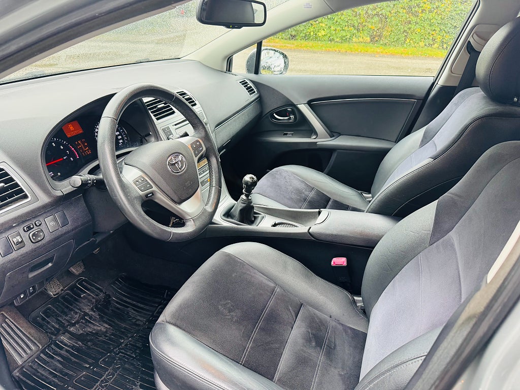 Toyota Avensis 2014 - miniatyr 8