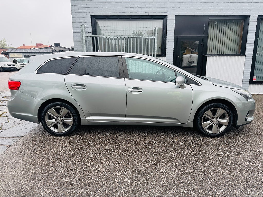 Toyota Avensis 2014 - miniatyr 10