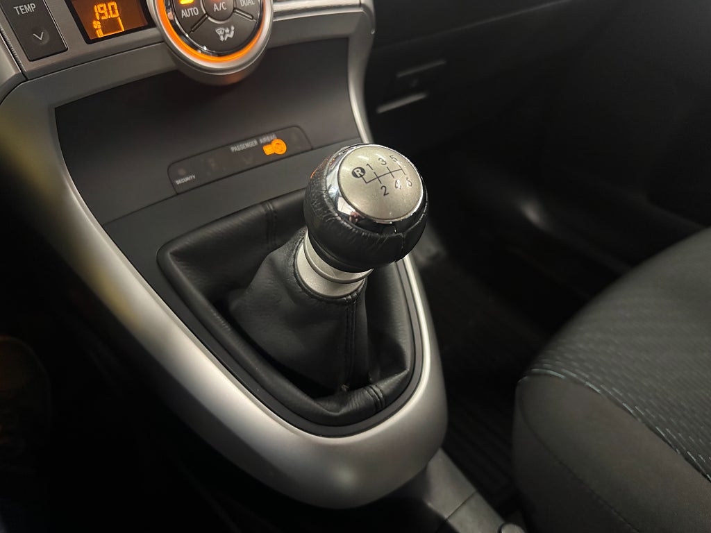 Toyota Verso 2012 - miniatyr 24