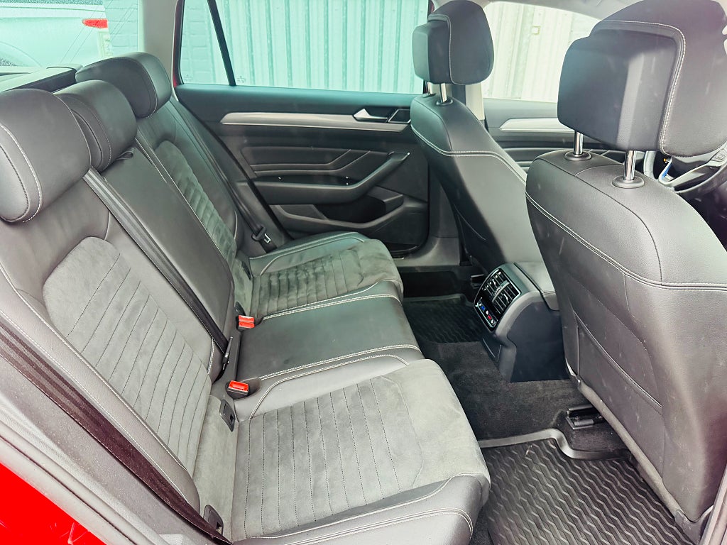 Volkswagen Passat 2021 - miniatyr 6
