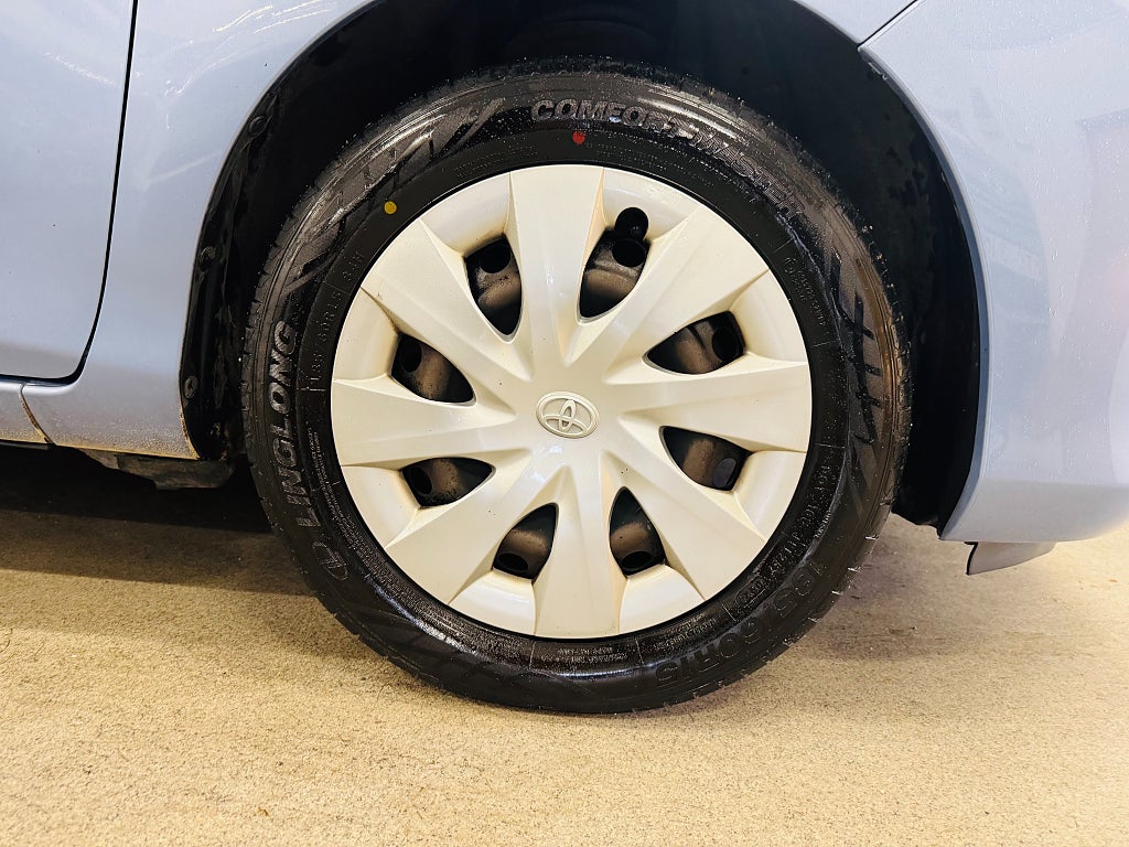 Toyota Yaris 2013 - miniatyr 11