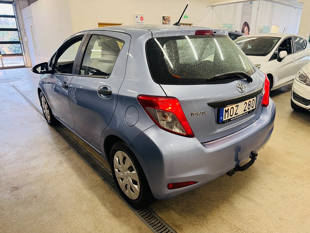 Toyota Yaris 2013 - miniatyr 16