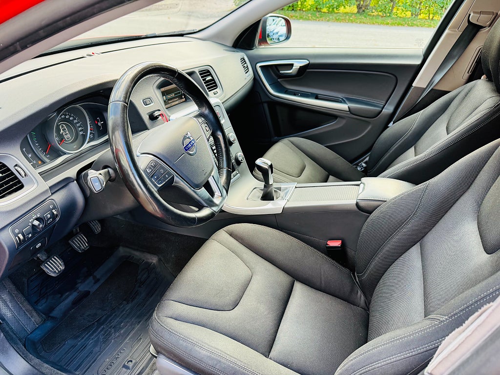 Volvo V60 2017 - miniatyr 8