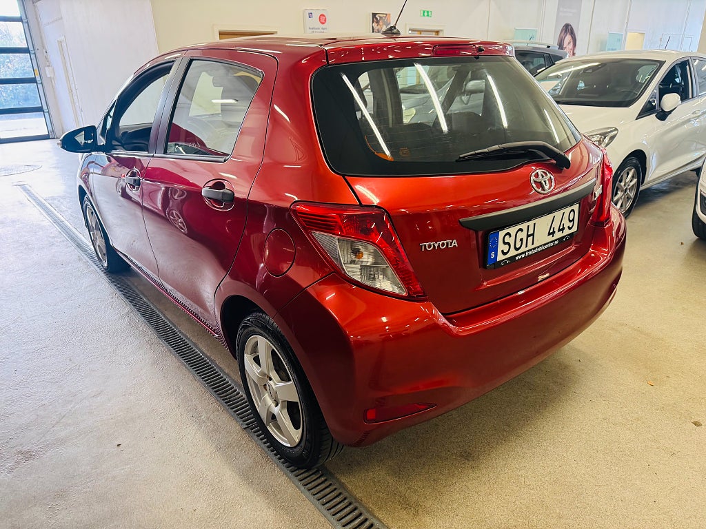Toyota Yaris 2012 - miniatyr 16