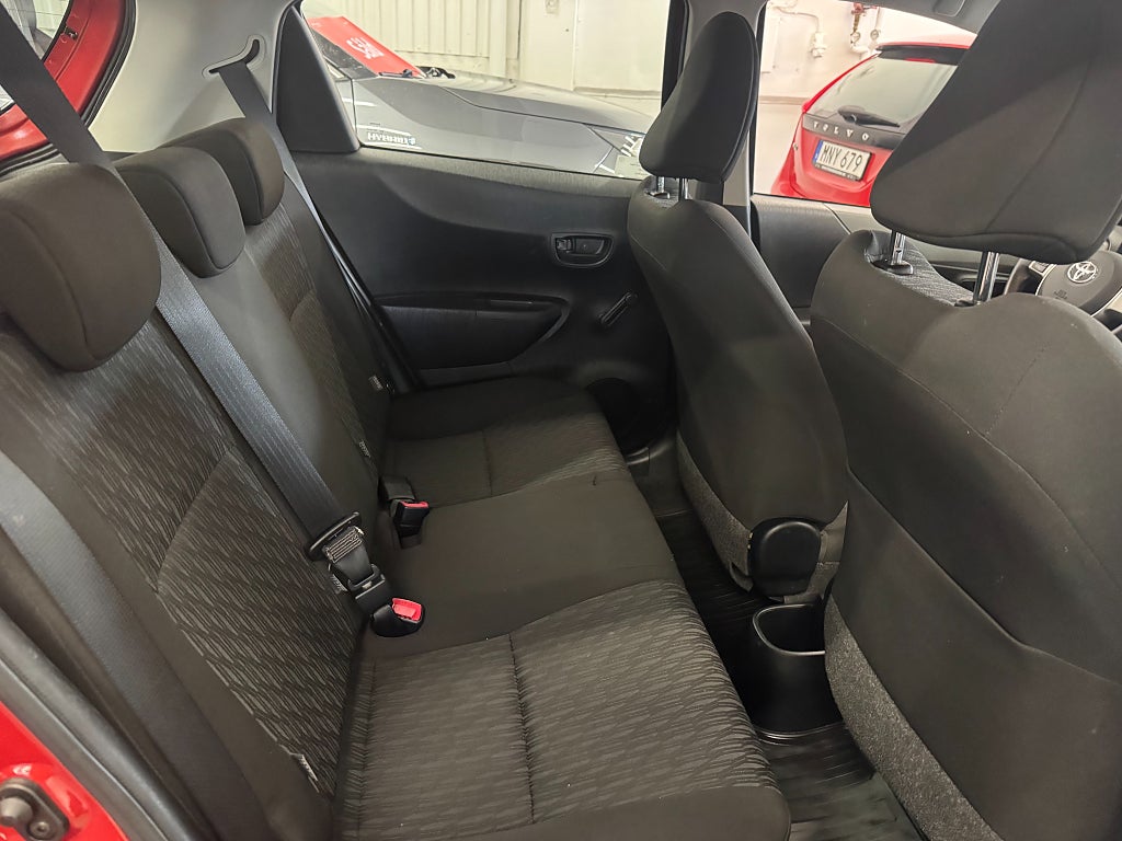 Toyota Yaris 2012 - miniatyr 18