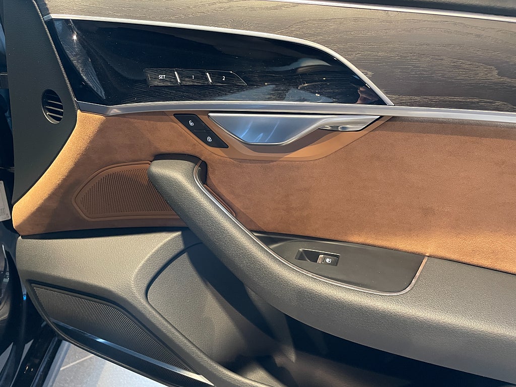 Audi A8 2018 - miniatyr 20