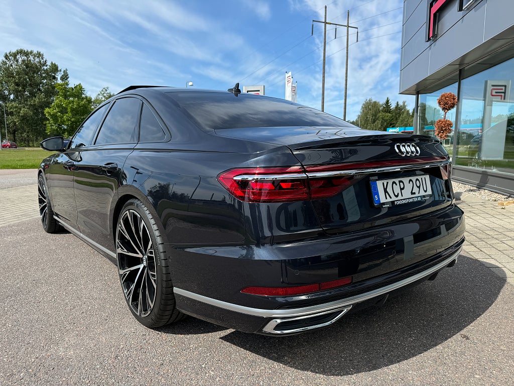 Audi A8 2018 - miniatyr 3