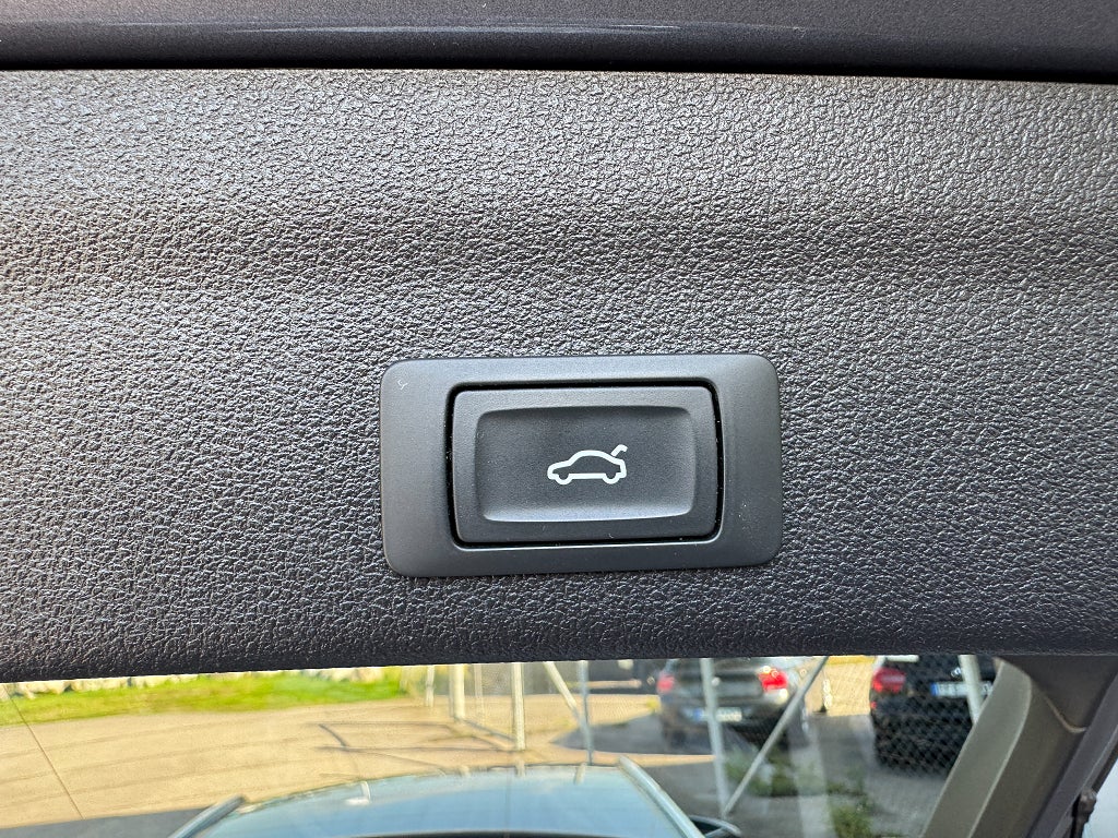 Audi A6 2021 - miniatyr 18