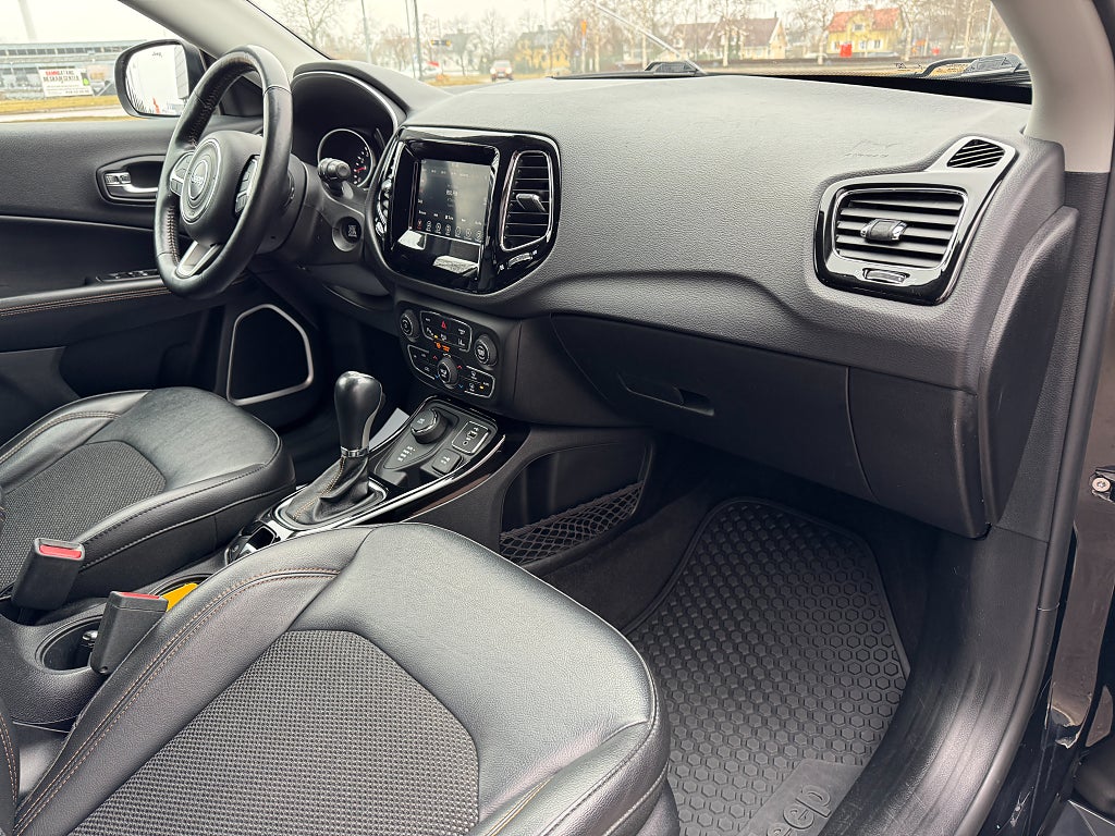 Jeep Compass 2018 - miniatyr 13