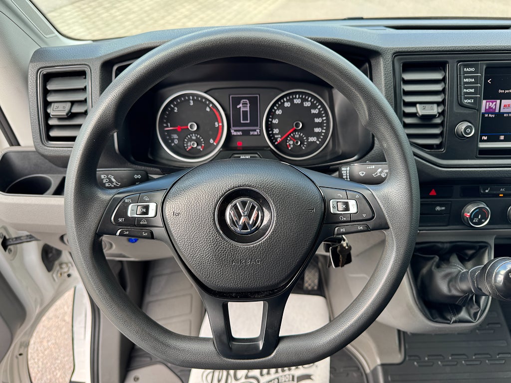 Volkswagen crafter 2018 - miniatyr 9