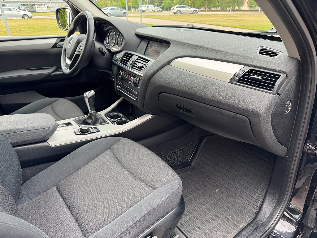 BMW X3 2014 - miniatyr 13