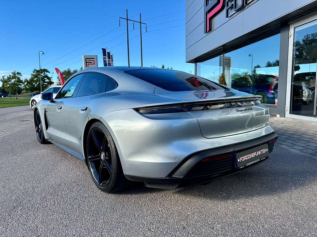 Porsche Taycan 4S 2020 - miniatyr 2