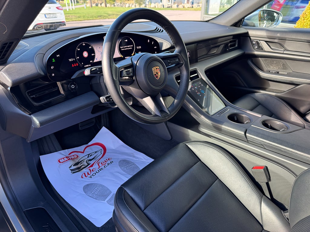 Porsche Taycan 4S 2020 - miniatyr 8