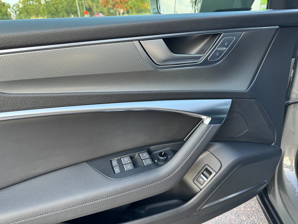 Audi A6 Allroad 2023 - miniatyr 13