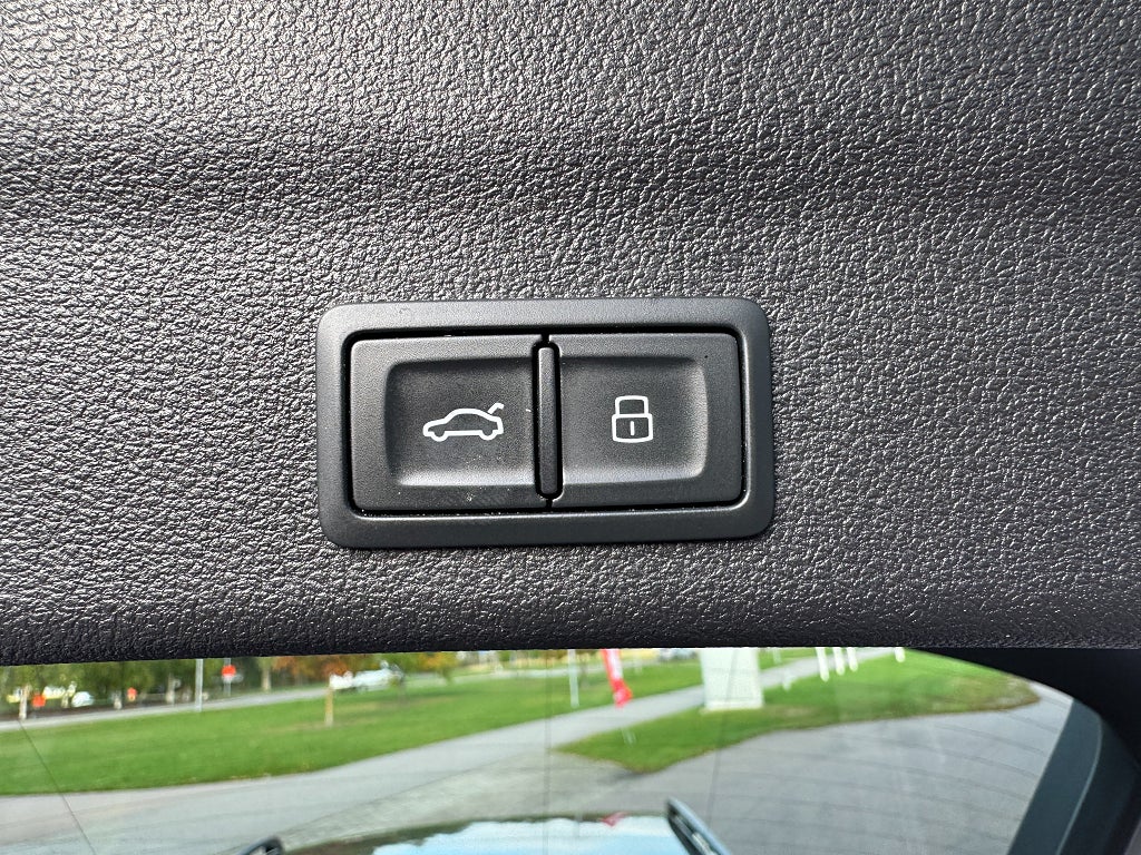 Audi A6 Allroad 2023 - miniatyr 21