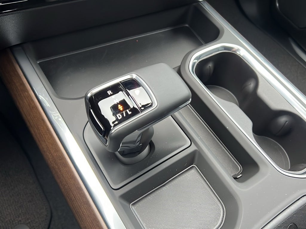 Chevrolet Silverado EV 2026 - miniatyr 12
