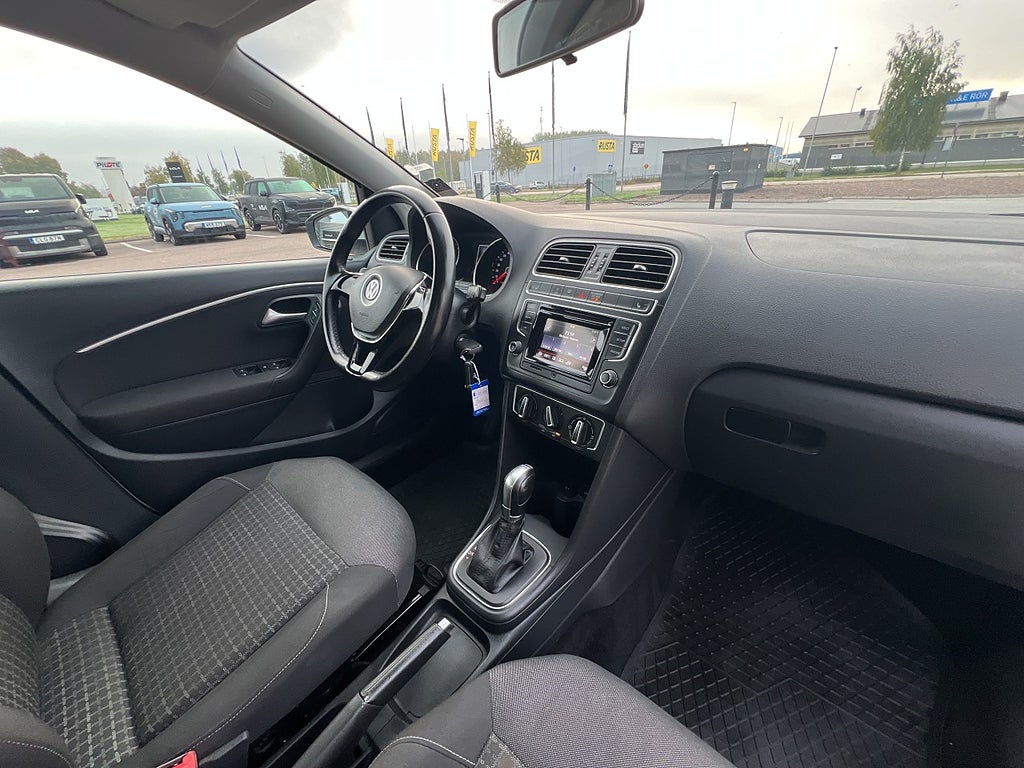 Volkswagen Polo 2016 - miniatyr 17