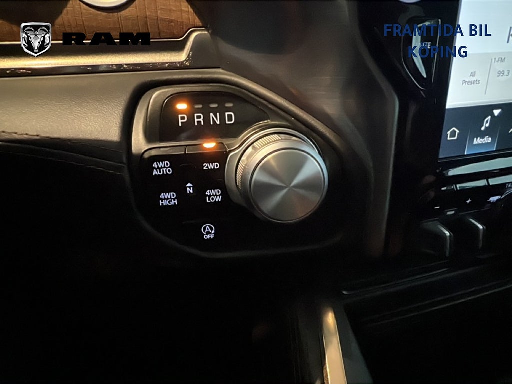 Dodge RAM 1500 2023 - miniatyr 11