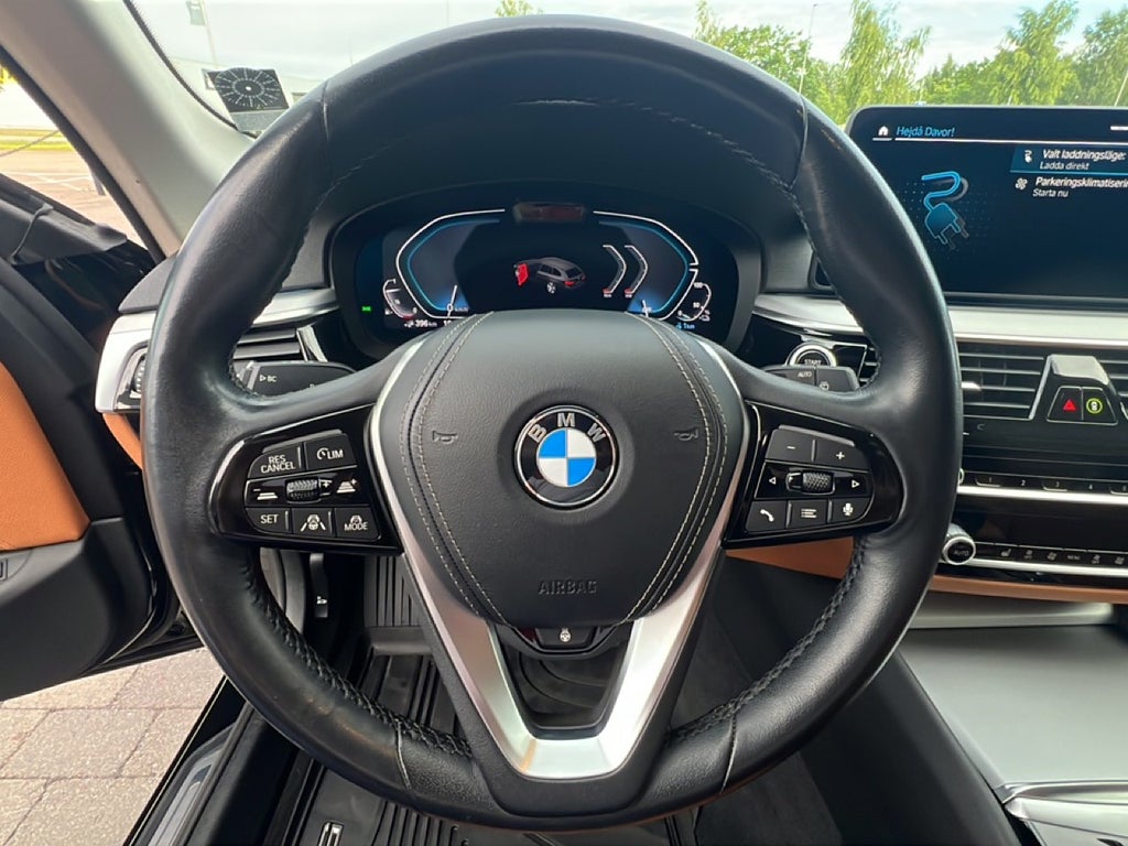 BMW 530e 2021 - miniatyr 19