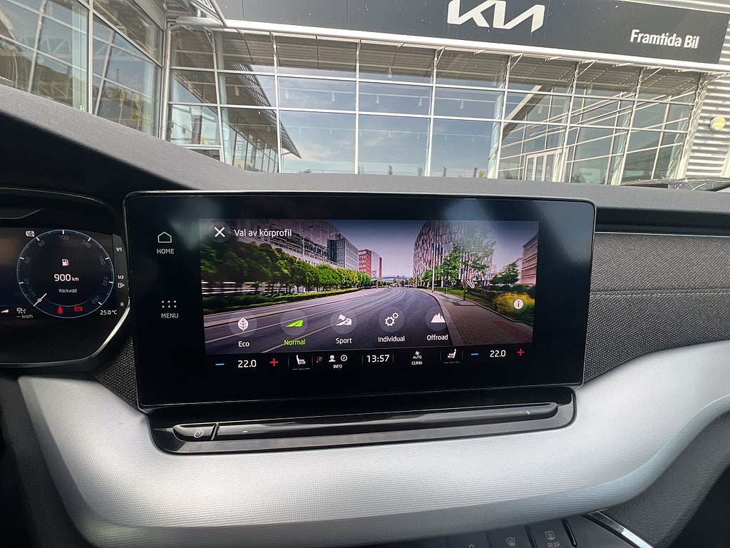 Skoda Octavia Scout 2022 - miniatyr 11
