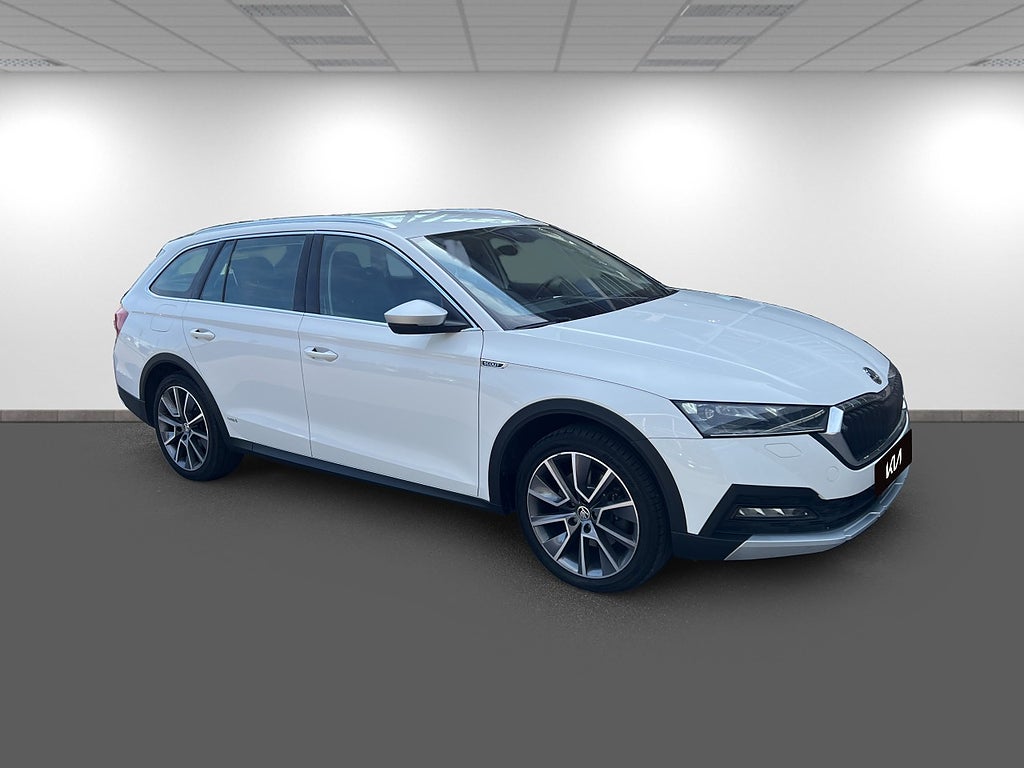 Skoda Octavia Scout 2022 - miniatyr 3