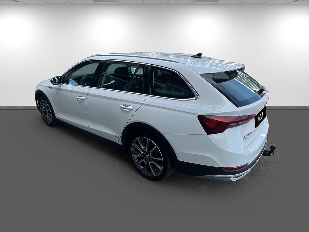 Skoda Octavia Scout 2022 - miniatyr 6