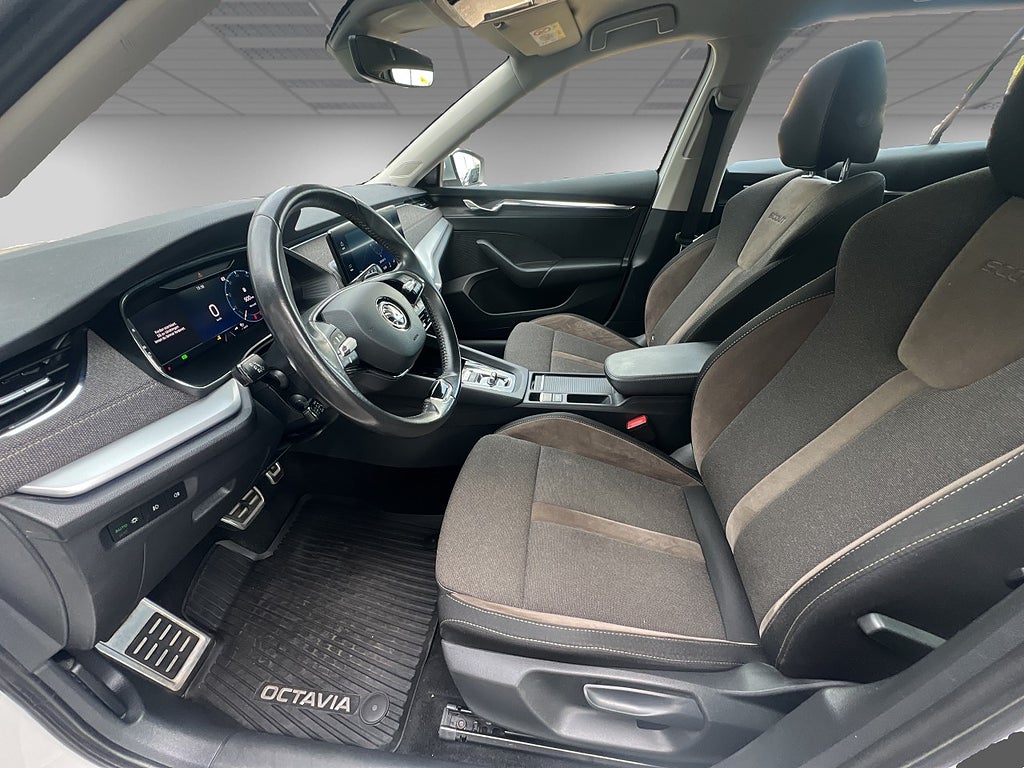 Skoda Octavia Scout 2022 - miniatyr 8