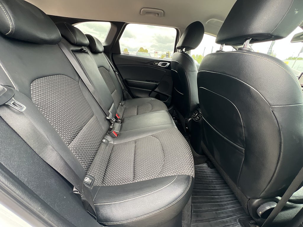Kia Ceed 2021 - miniatyr 14
